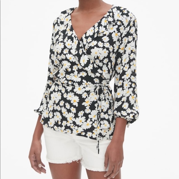 GAP Tops - NWT GAP Ruffle Print Long Sleeve Wrap Blouse XXL